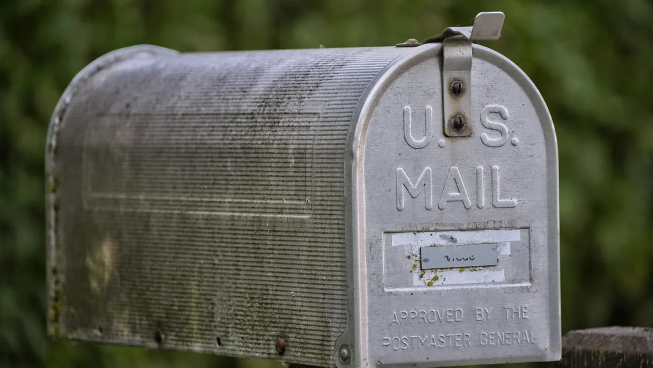 Supprimer une adresse mail Gmail : les étapes clés en 2026