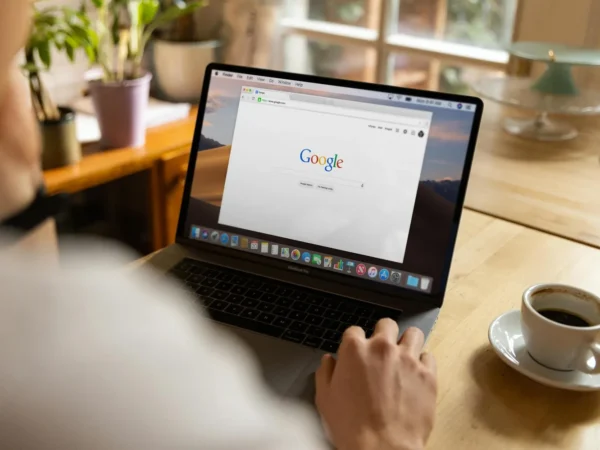 Effacer son historique Google : le guide complet en 2026